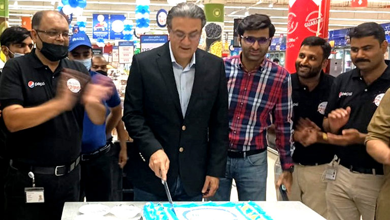 Carrefour Celebrates its 12th Anniversary